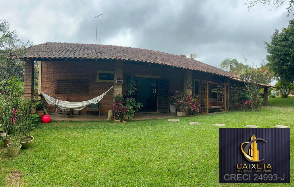 Chácara à venda com 6 quartos, 300m² - Foto 47