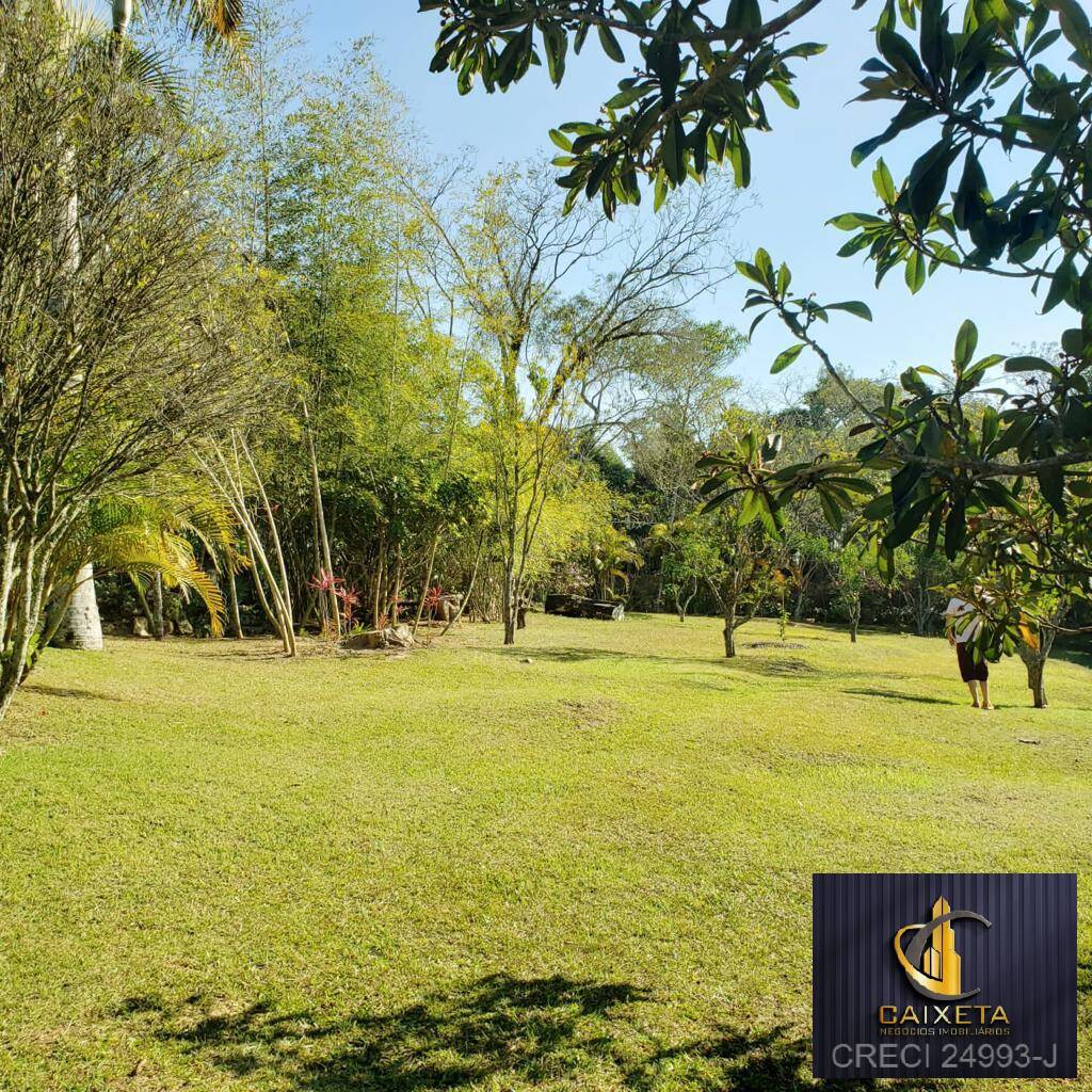 Chácara à venda com 6 quartos, 300m² - Foto 48