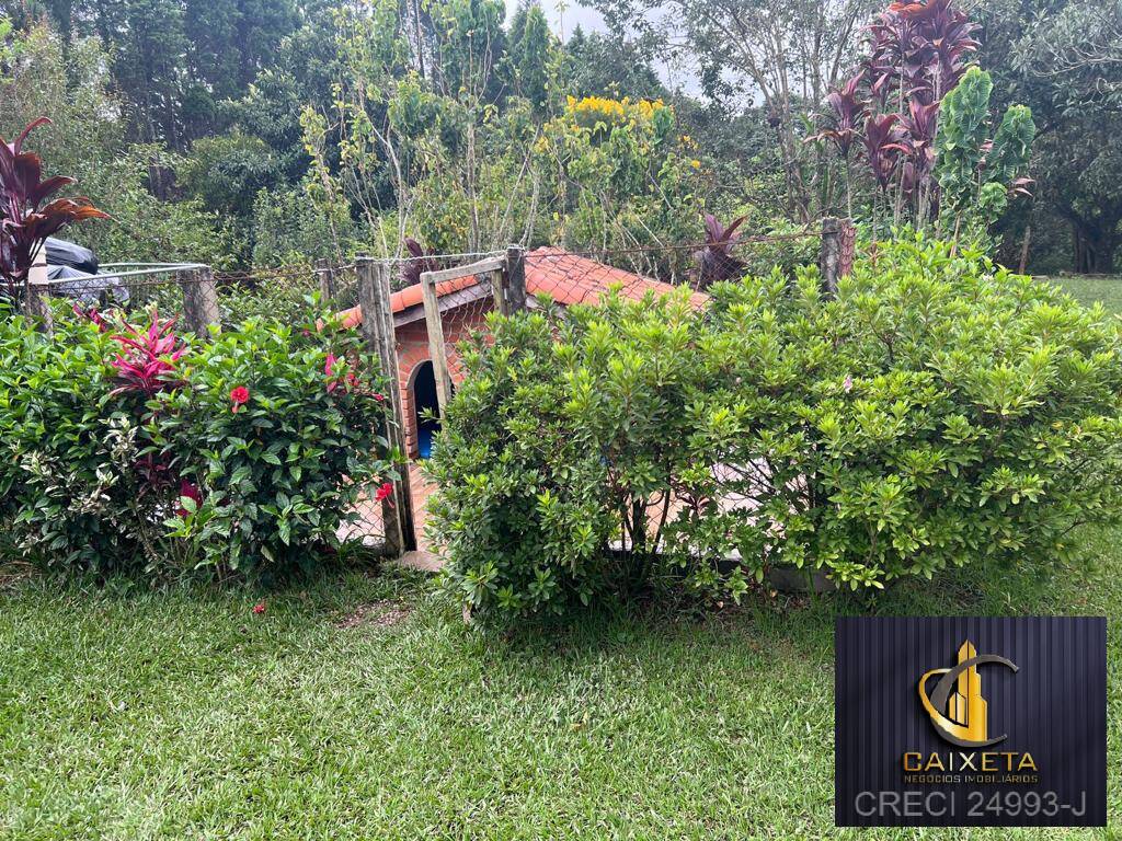 Chácara à venda com 6 quartos, 300m² - Foto 50