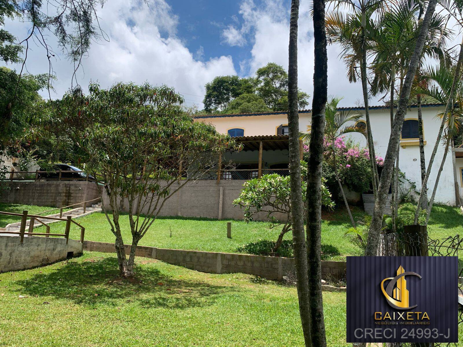 Apartamento à venda com 3 quartos, 250m² - Foto 9