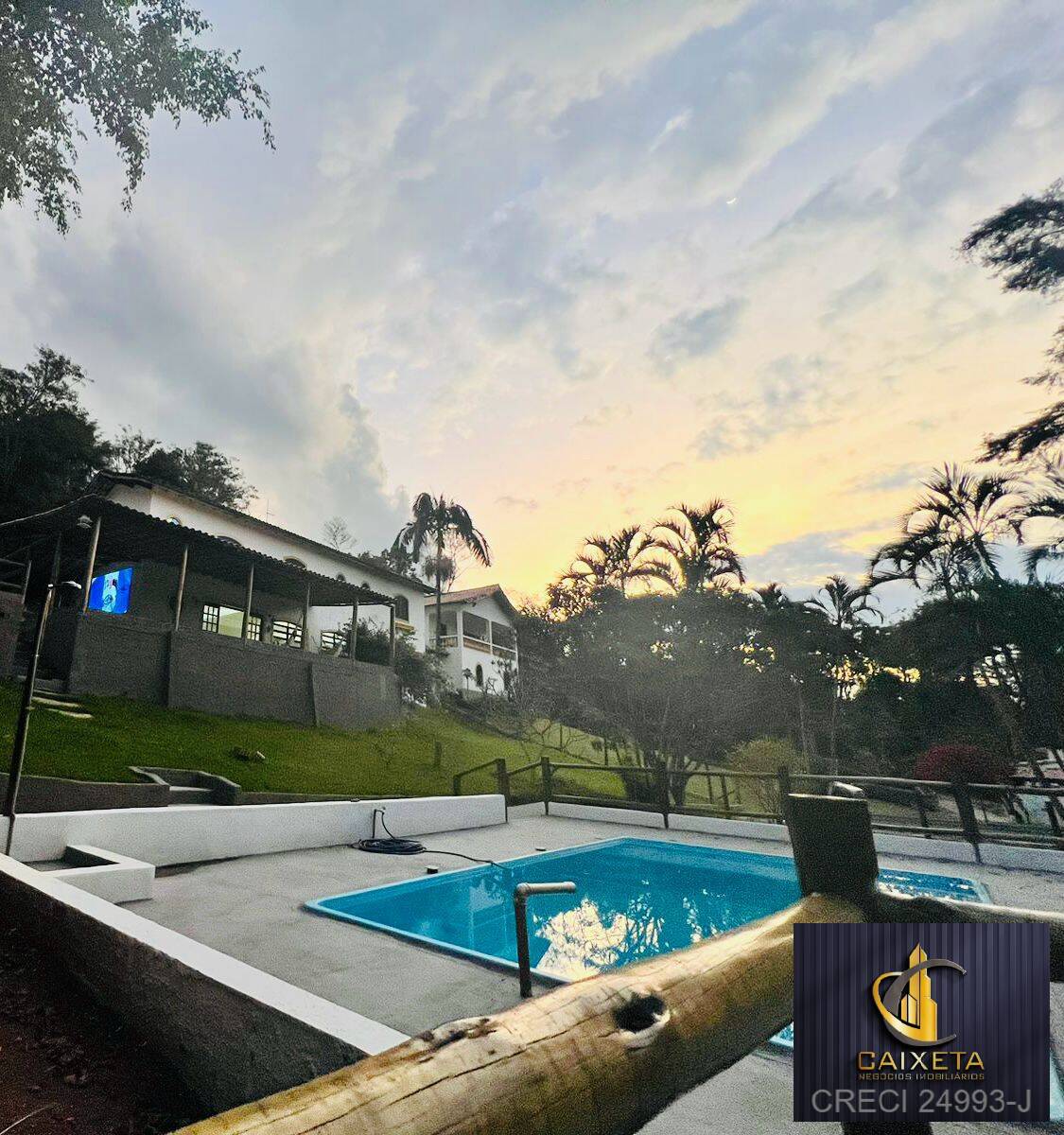 Apartamento à venda com 3 quartos, 250m² - Foto 13