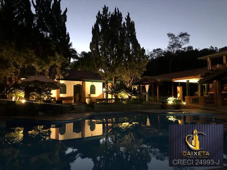 Chácara à venda com 14 quartos, 1500m² - Foto 7