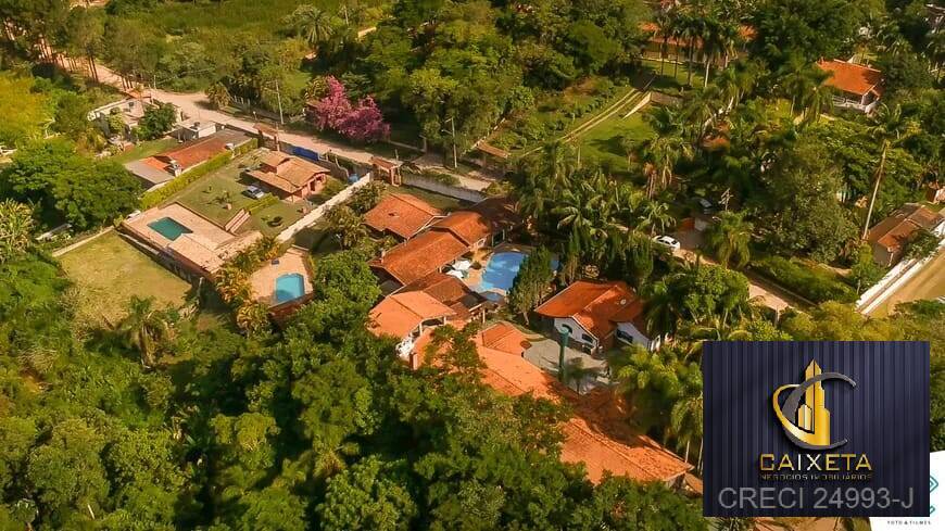 Chácara à venda com 14 quartos, 1500m² - Foto 38
