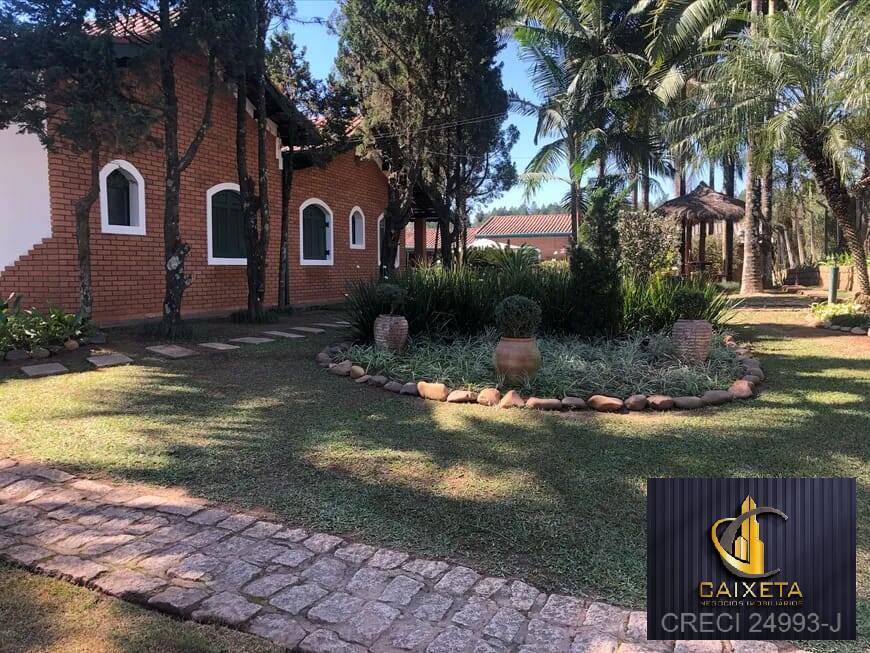 Chácara à venda com 14 quartos, 1500m² - Foto 67