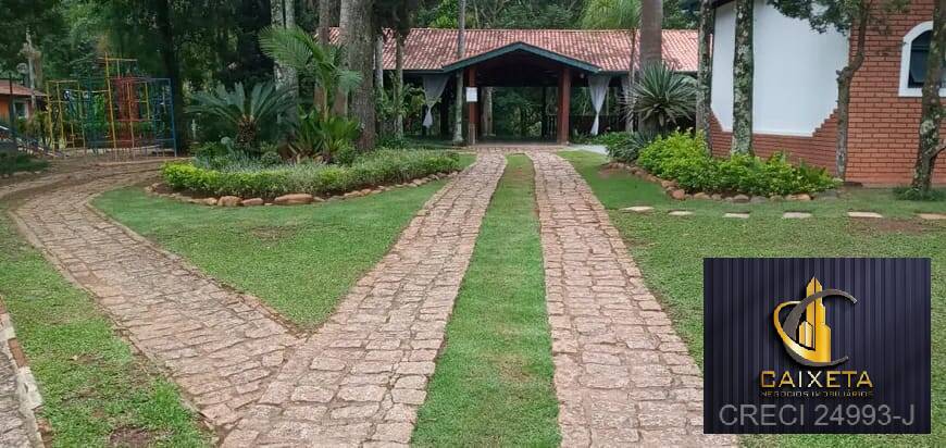Chácara à venda com 14 quartos, 1500m² - Foto 63