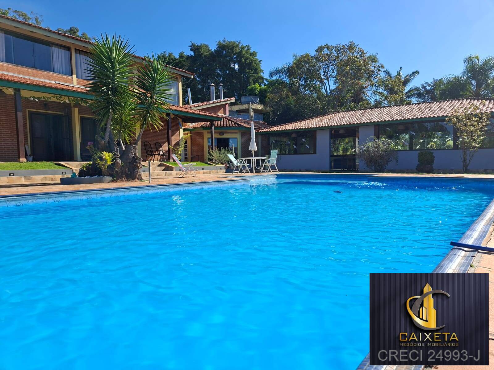 Chácara, 9 quartos, 3500 m² - Foto 2