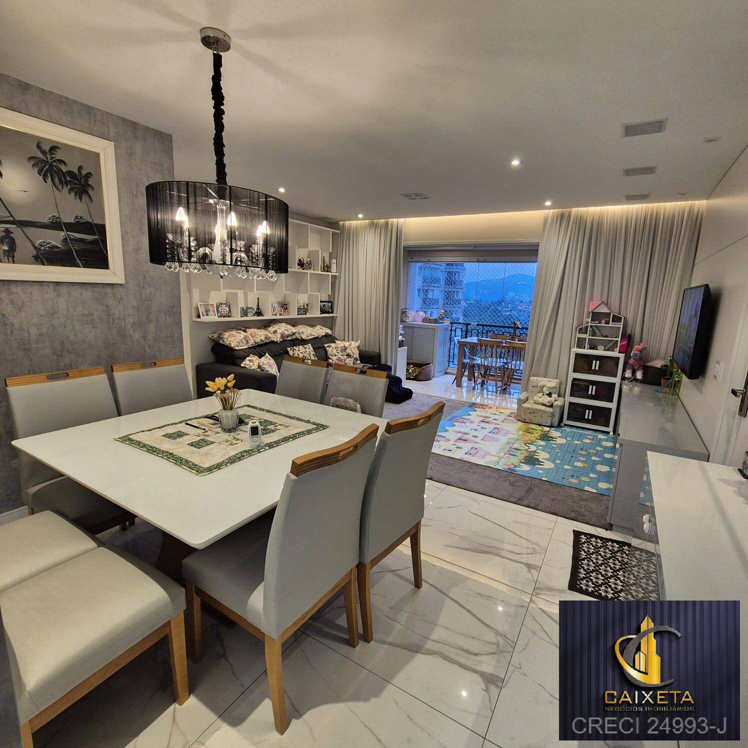 Apartamento à venda com 3 quartos, 107m² - Foto 1
