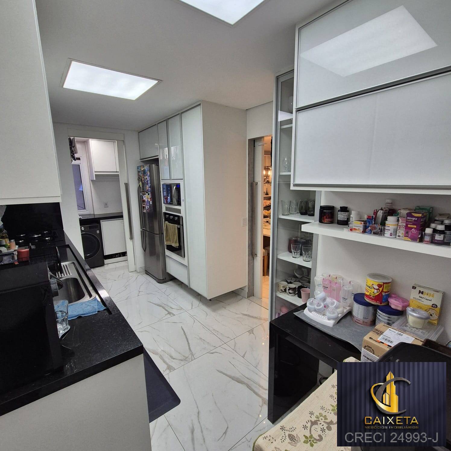 Apartamento à venda com 3 quartos, 107m² - Foto 6