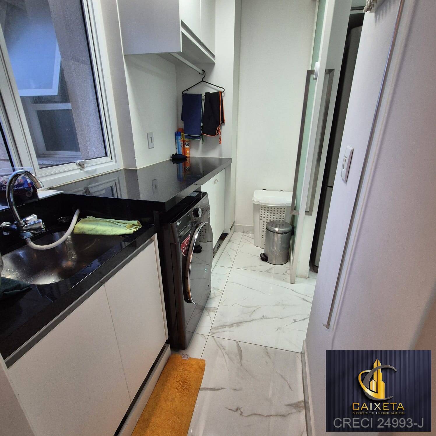 Apartamento à venda com 3 quartos, 107m² - Foto 8