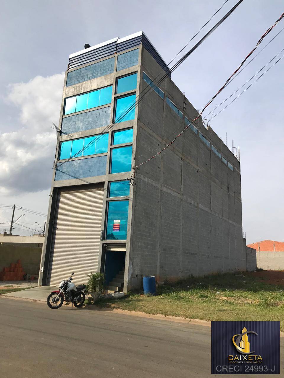 Área para Venda em Cotia - 9