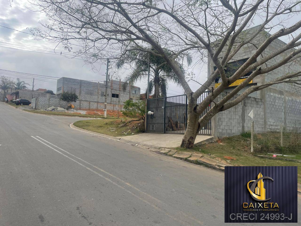 Área para Venda em Cotia - 10