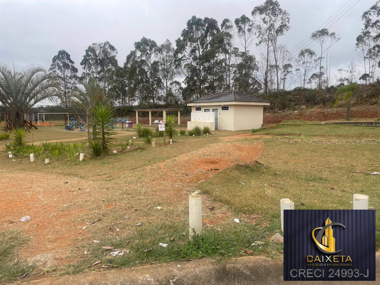 Área para Venda em Cotia - 11