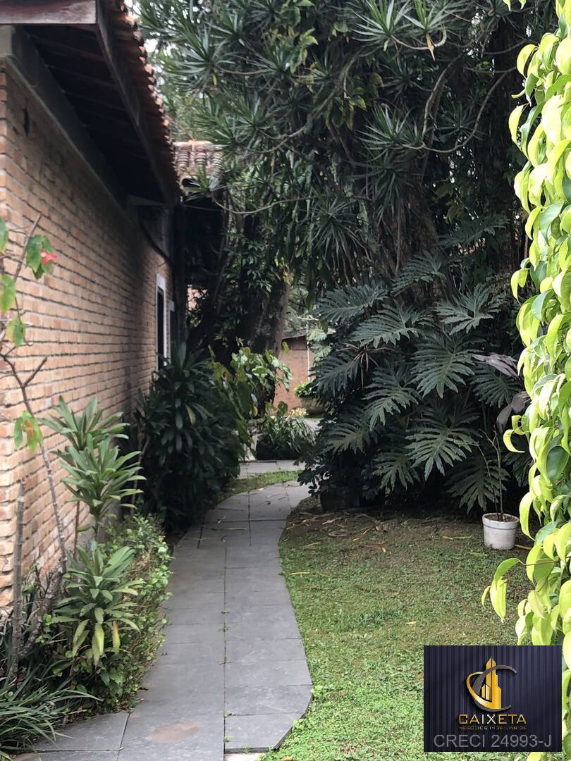Casa, 3 quartos, 938 m² - Foto 14