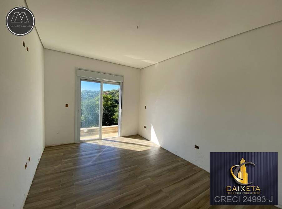 Sítio, 4 quartos, 2500 m² - Foto 4