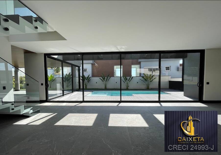 Casa, 4 quartos, 566 m² - Foto 1