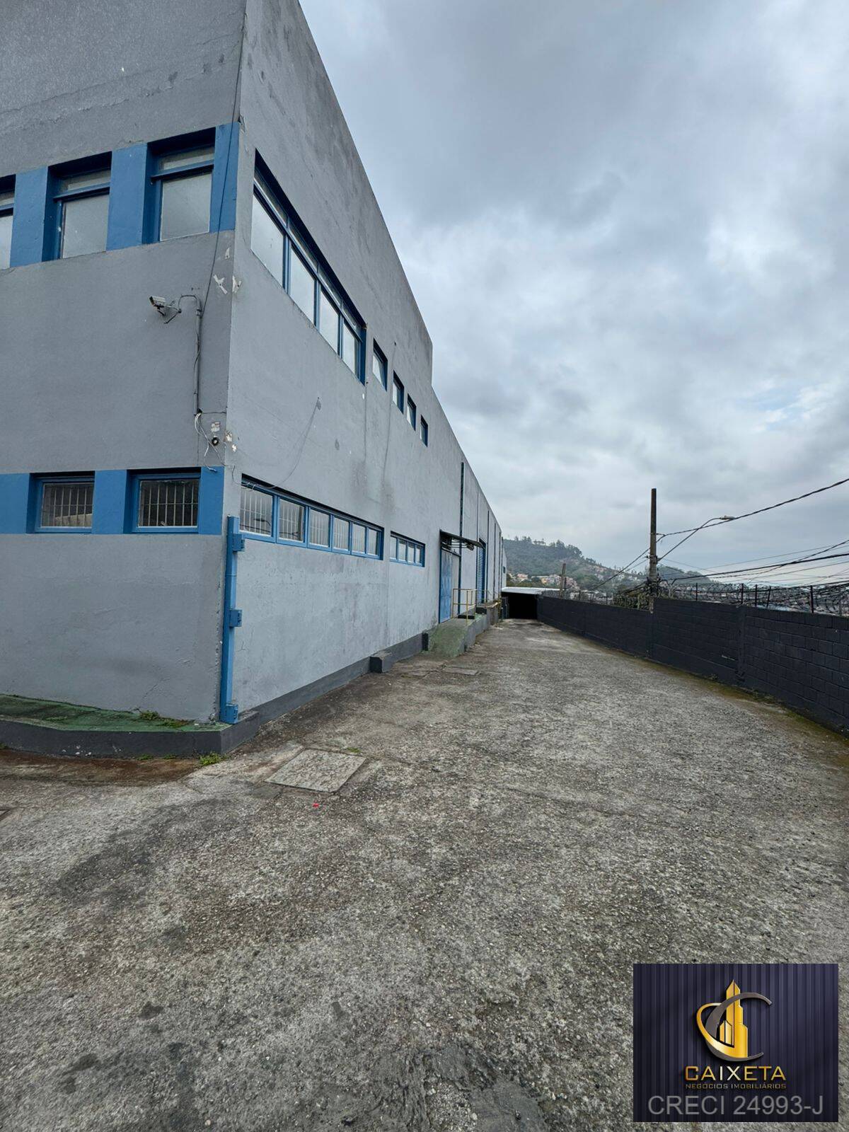Depósito-Galpão, 878 m² - Foto 2