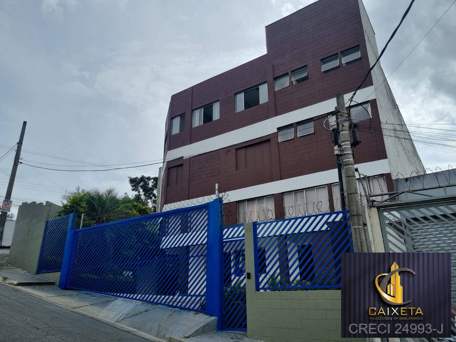 Depósito-Galpão, 700 m² - Foto 2