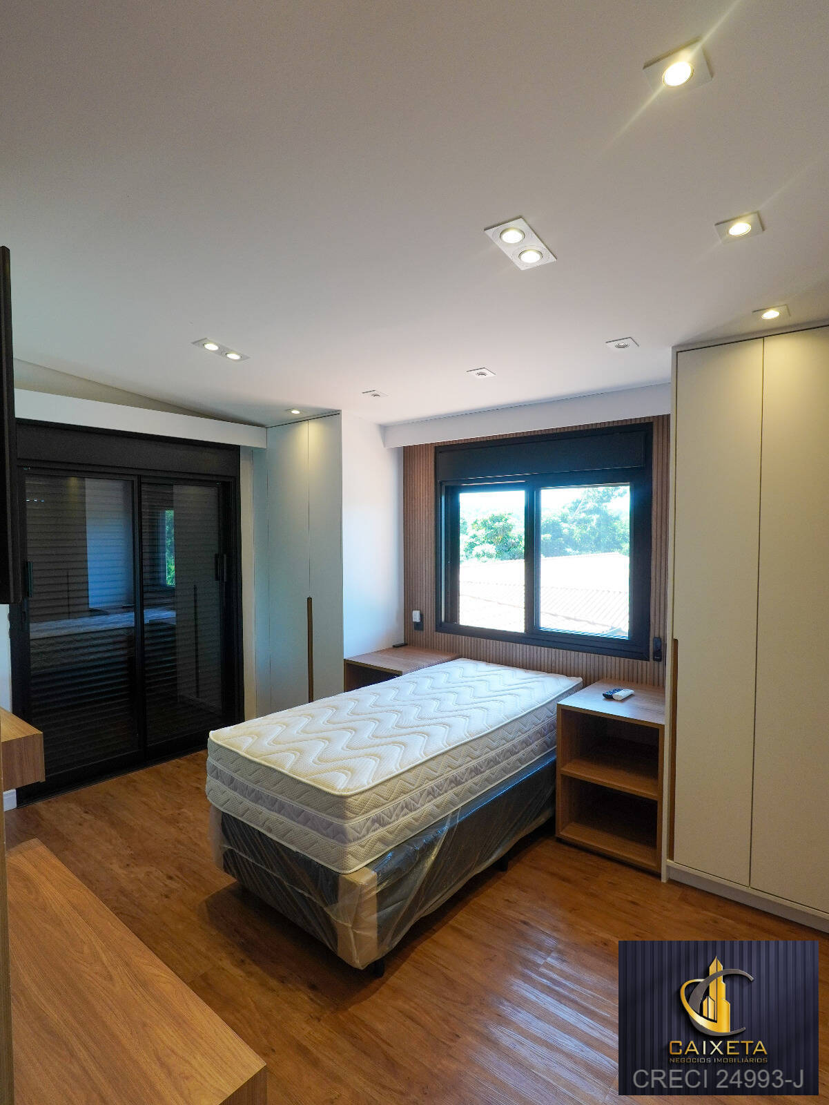 Chácara, 10 quartos, 4333 m² - Foto 37
