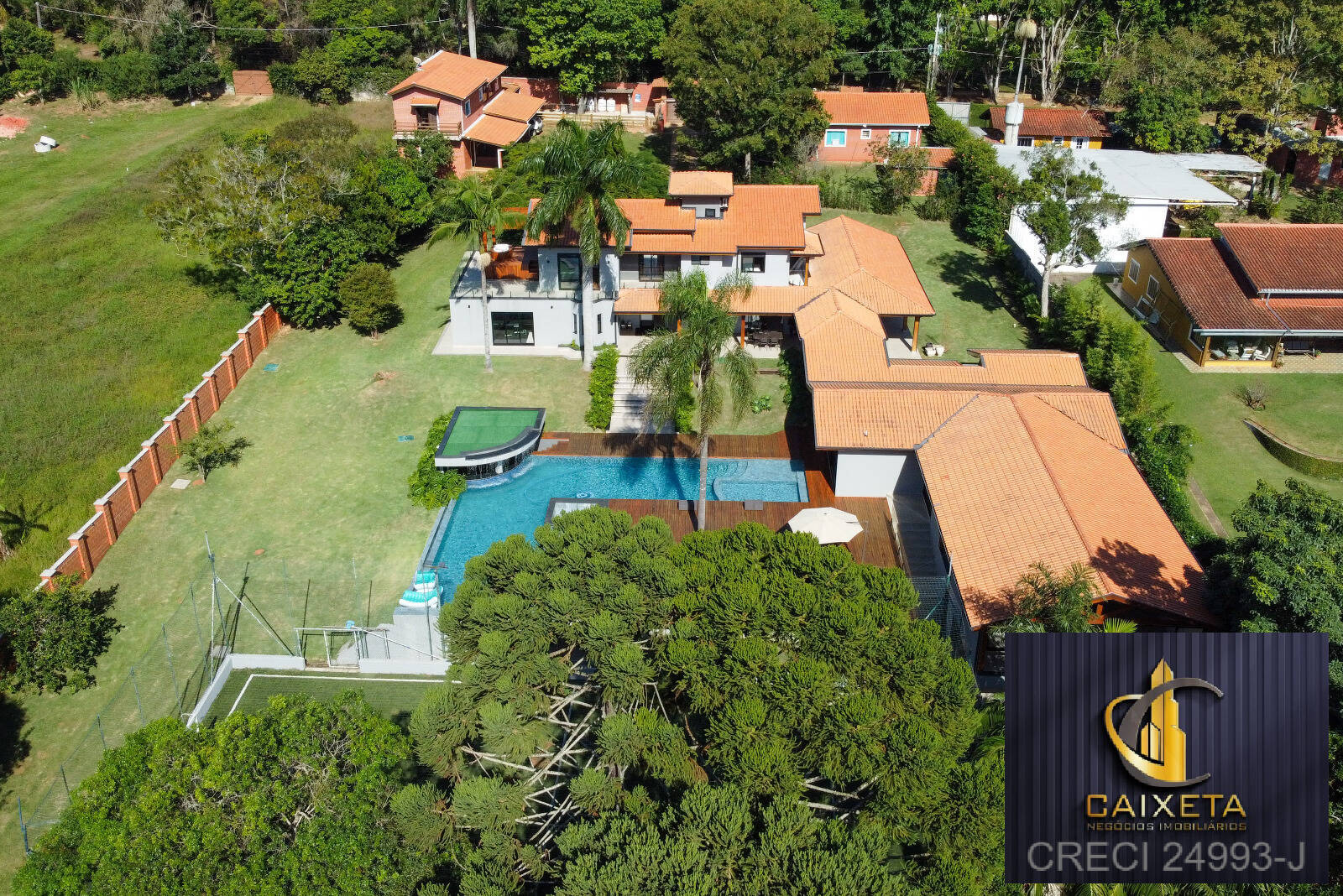 Chácara, 10 quartos, 4333 m² - Foto 8