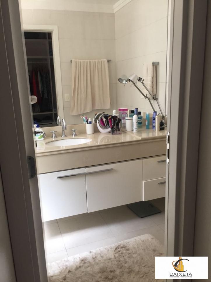 Apartamento para Venda em Santana de Parnaíba - 5