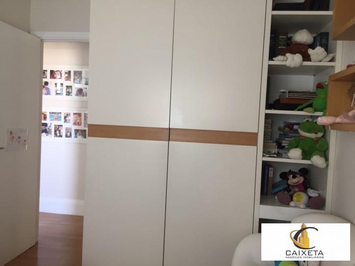 Apartamento para Venda em Santana de Parnaíba - 23