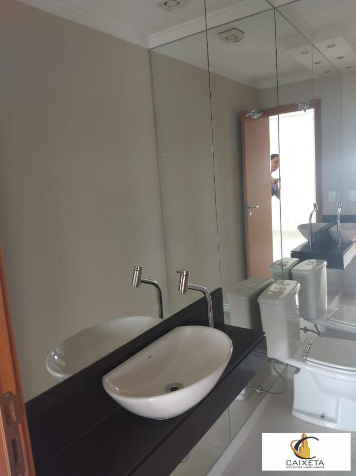 Apartamento para Venda em Santana de Parnaíba - 2