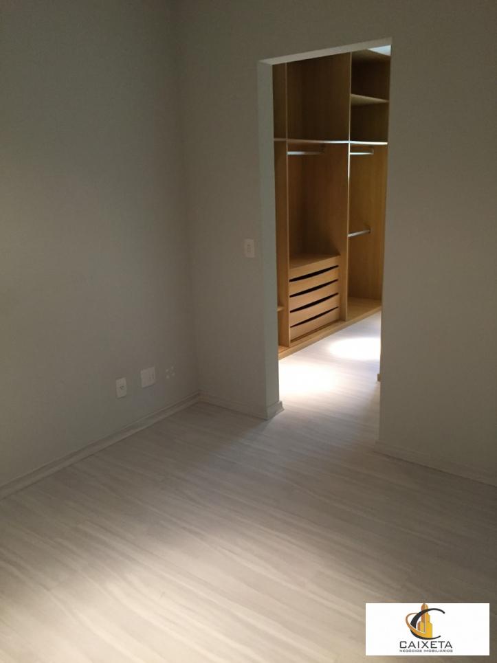 Apartamento para Venda em Santana de Parnaíba - 4