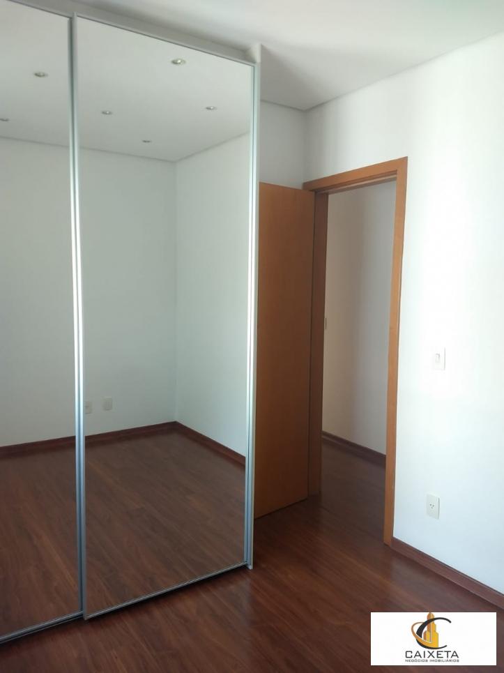 Apartamento para Venda em Santana de Parnaíba - 3