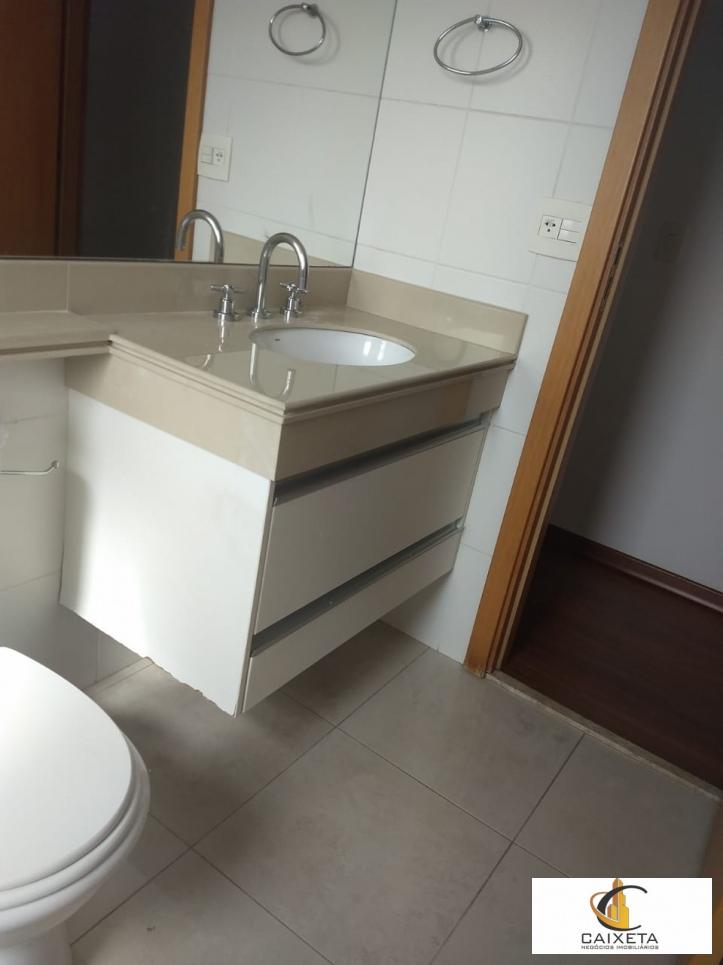 Apartamento para Venda em Santana de Parnaíba - 13
