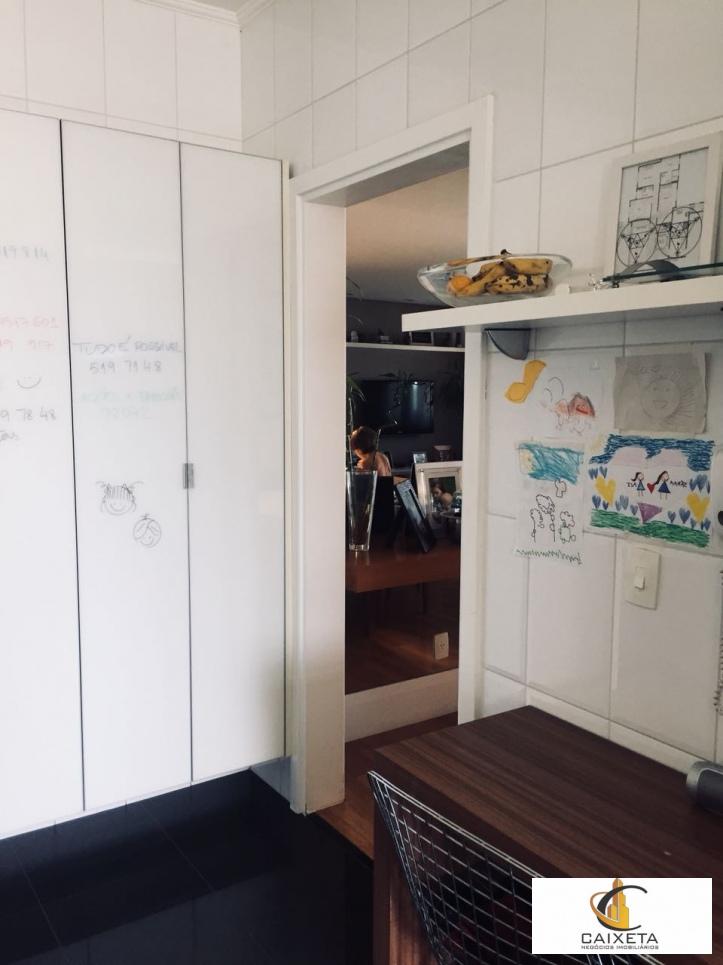 Apartamento para Venda em Santana de Parnaíba - 27