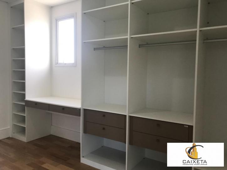 Casa para Venda em Santana de Parnaíba - 6