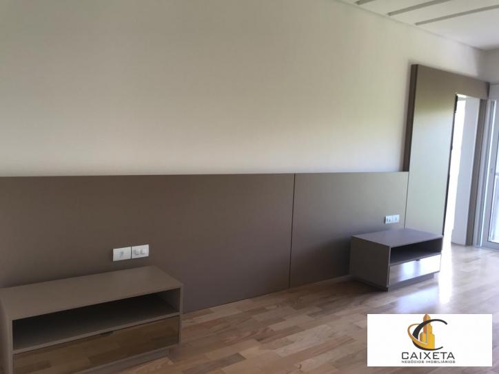 Casa para Venda em Santana de Parnaíba - 9