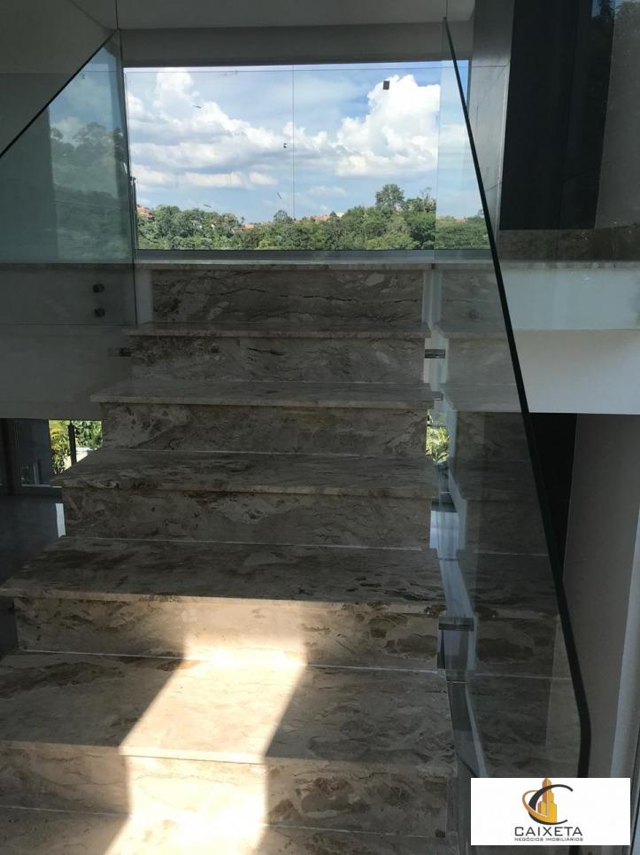 Casa para Venda em Santana de Parnaíba - 12
