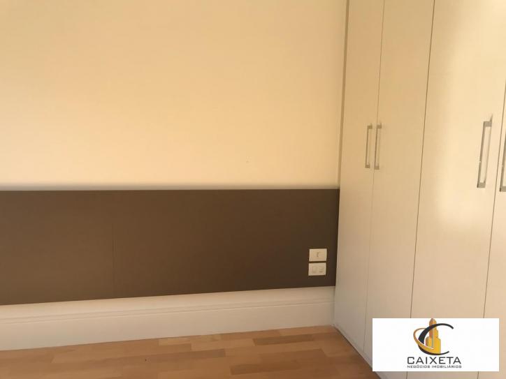 Casa para Venda em Santana de Parnaíba - 16