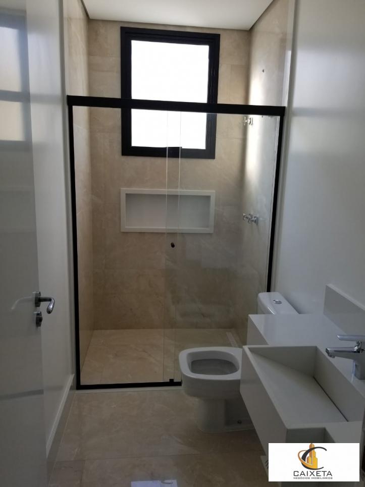 Casa para Venda em Santana de Parnaíba - 22