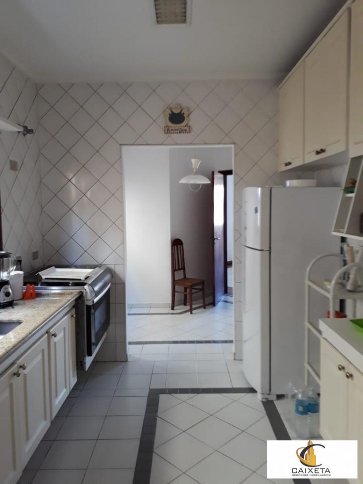 Casa para Venda em Santana de Parnaíba - 5