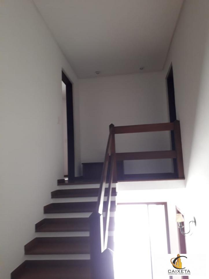 Casa para Venda em Santana de Parnaíba - 7