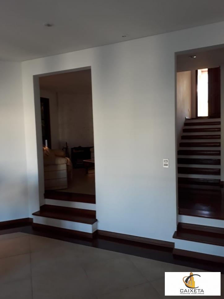 Casa para Venda em Santana de Parnaíba - 9