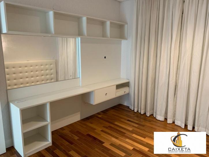 Casa para Venda em Santana de Parnaíba - 14