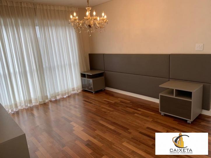 Casa para Venda em Santana de Parnaíba - 18
