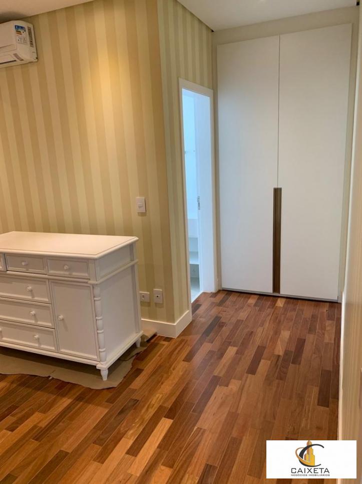 Casa para Venda em Santana de Parnaíba - 19