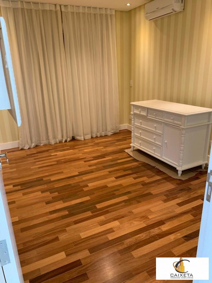 Casa para Venda em Santana de Parnaíba - 22