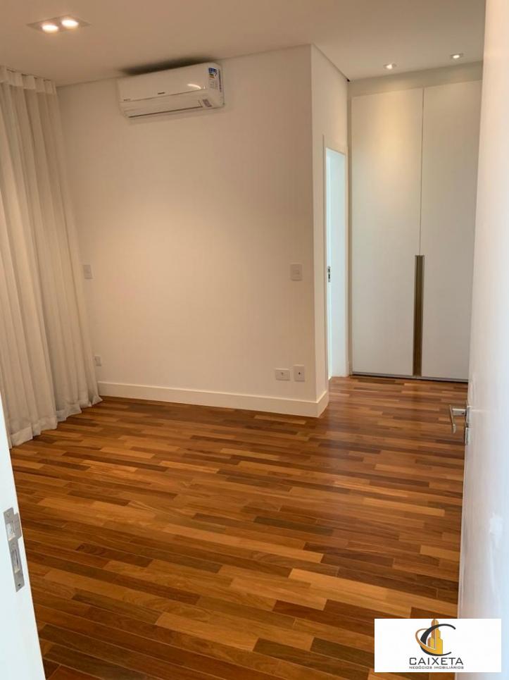 Casa para Venda em Santana de Parnaíba - 23